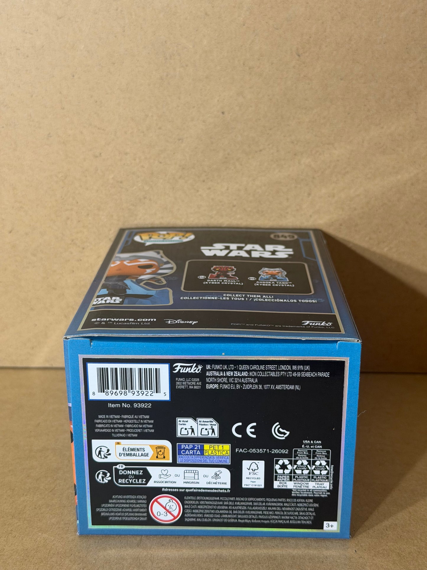 Funko Pop! Star Wars Ahsoka Tano (Kyber Crystal) 9500pcs #849 SDCC Exclusive