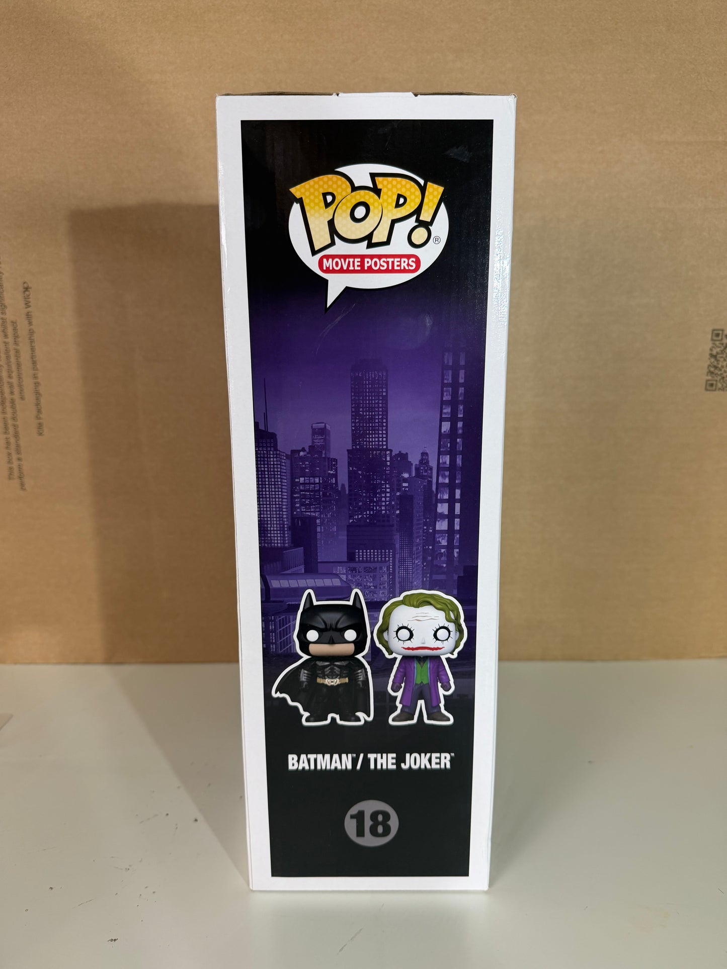 Funko Pop! Movie Poster DC! Batman / The Joker #18 Free Protector