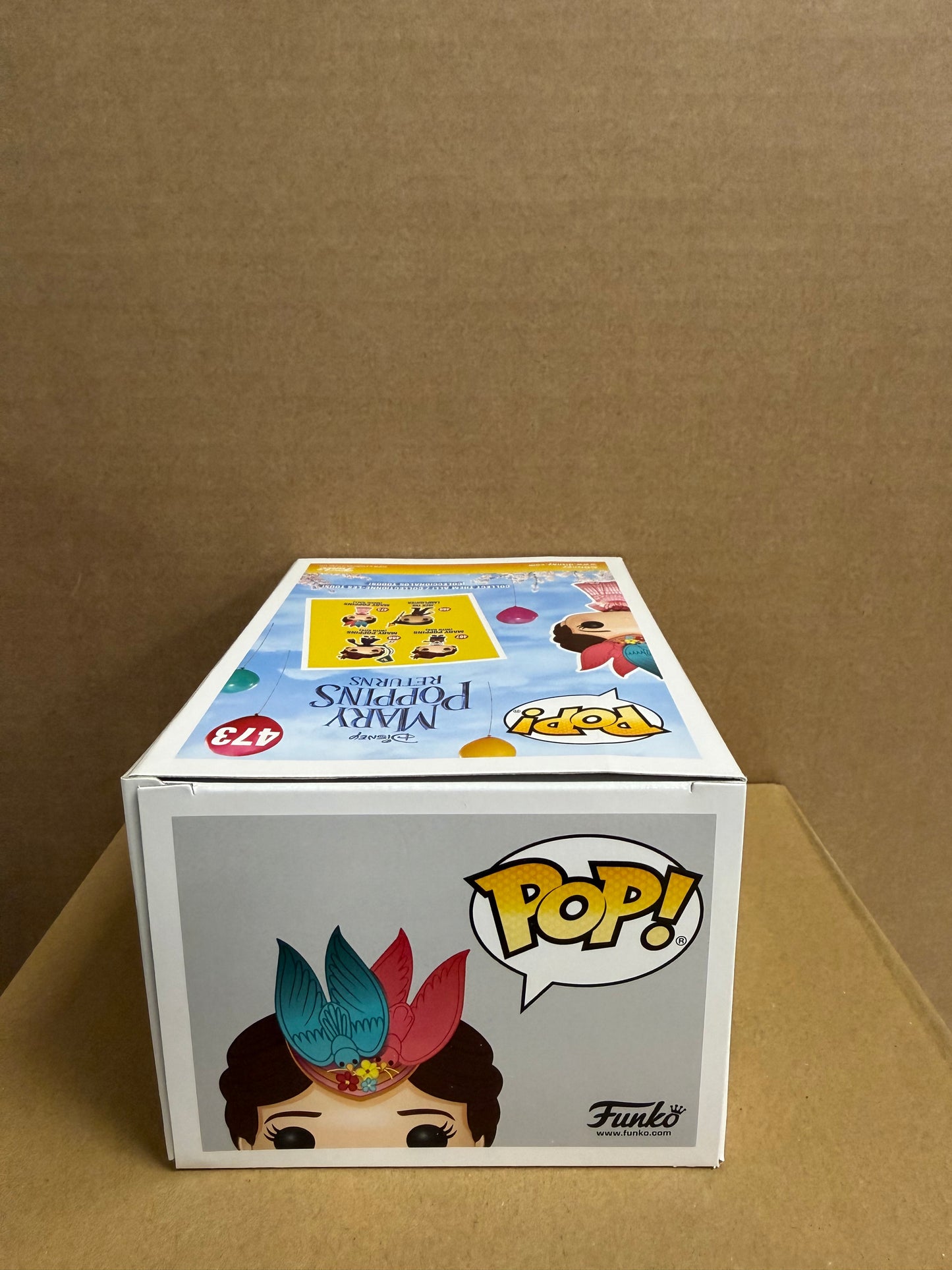 Funko Pop! Disney Mary Poppins Signed Emily Blunt COA #473 WS BOX CREASE