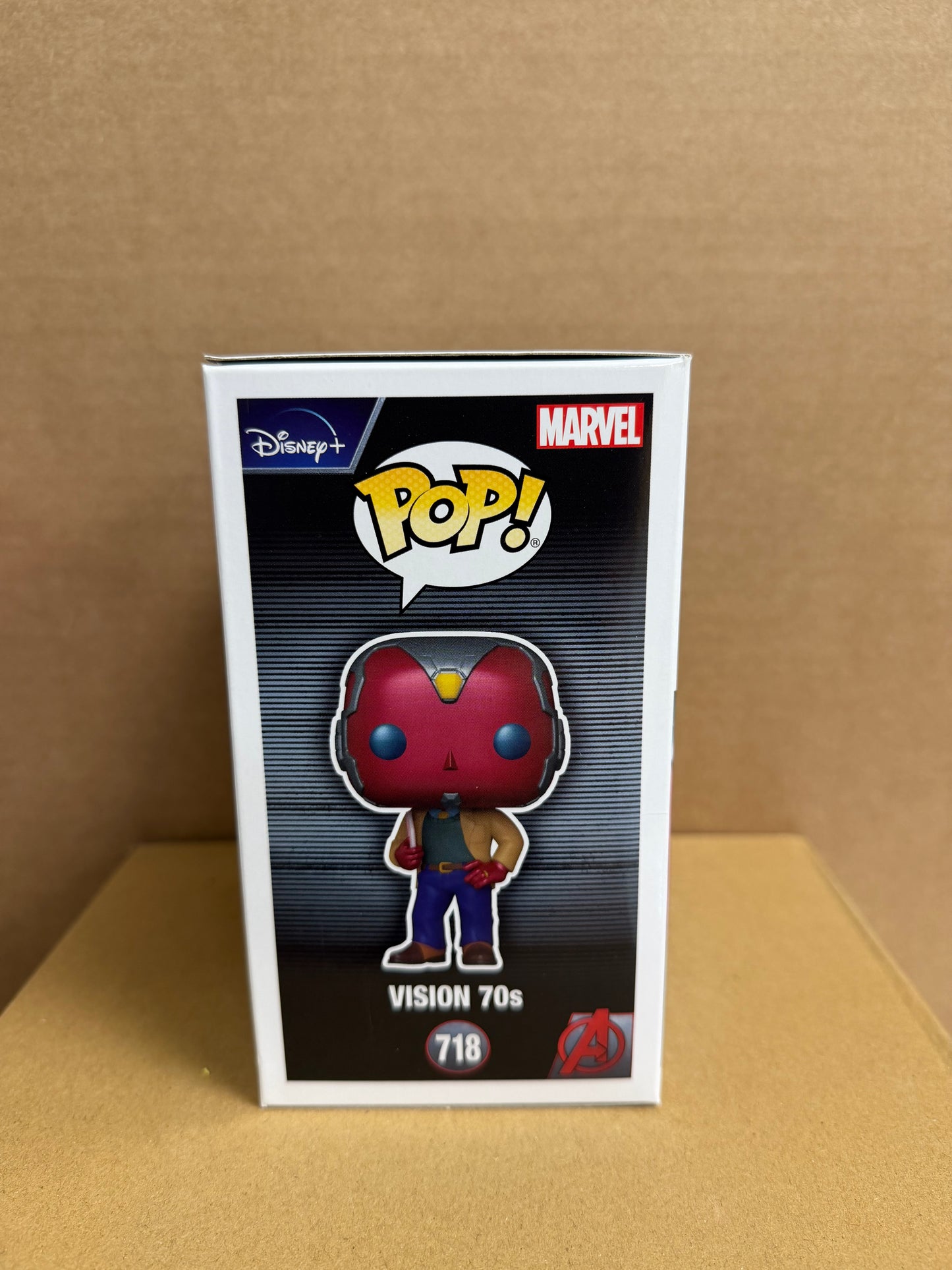 Funko Pop! Marvel Vision 70s Signed Paul Bettany COA #718 WS