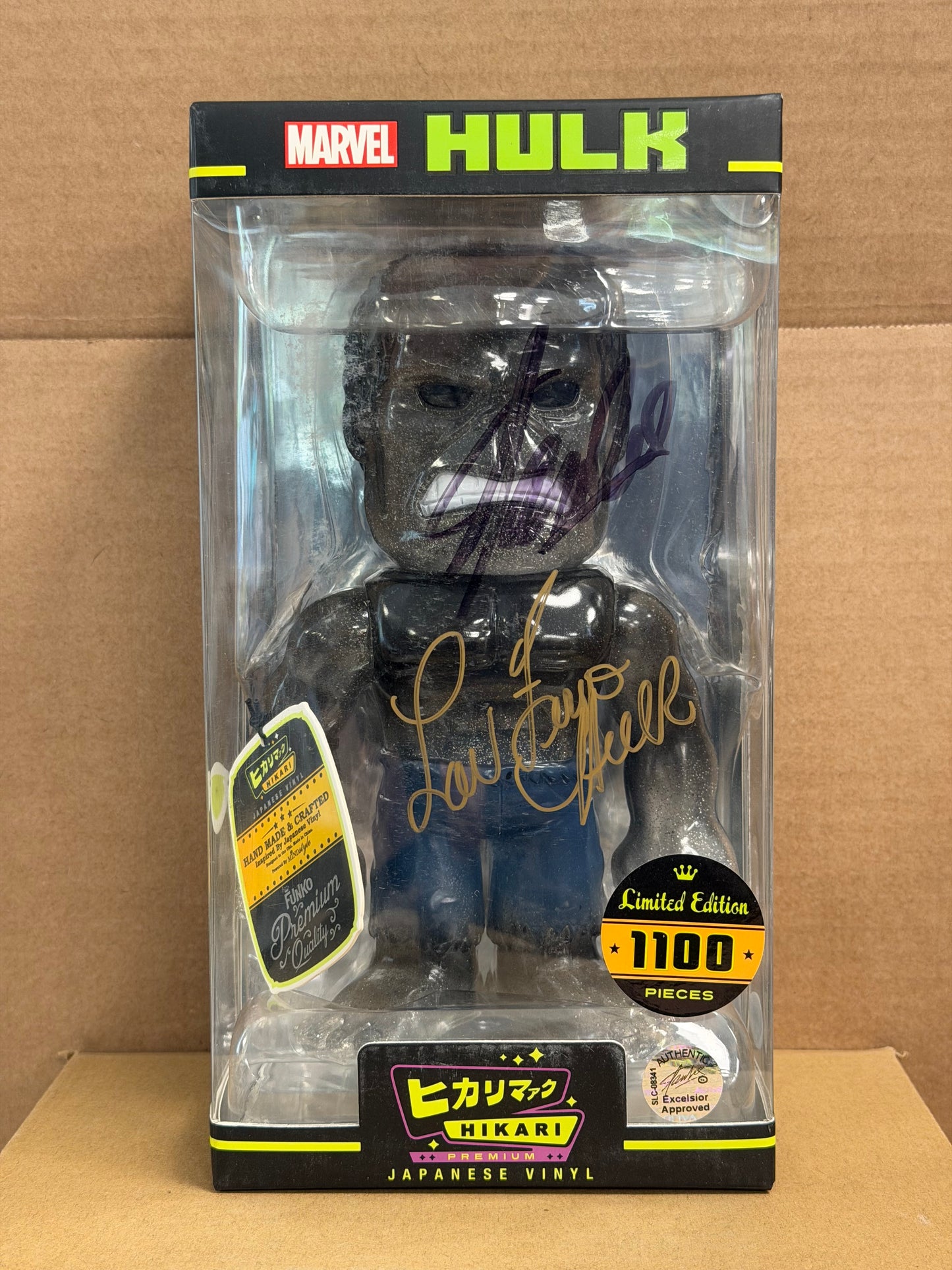 Funko Hikari! Marvel Hulk 1100pcs Signed Stan Lee & Lou Ferrigno COA