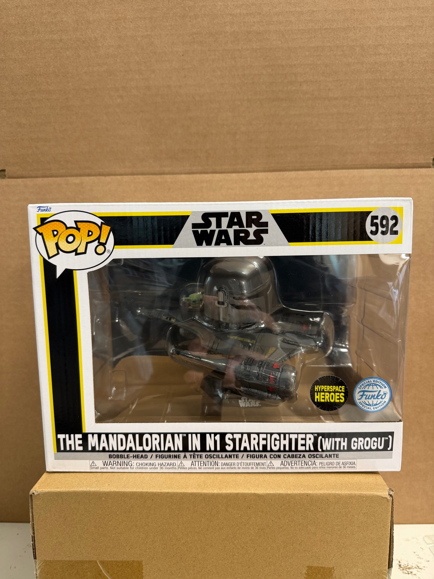 Funko Pop! Star Wars The Mandalorian In N1 Starfighter (With Grogu) + Protector