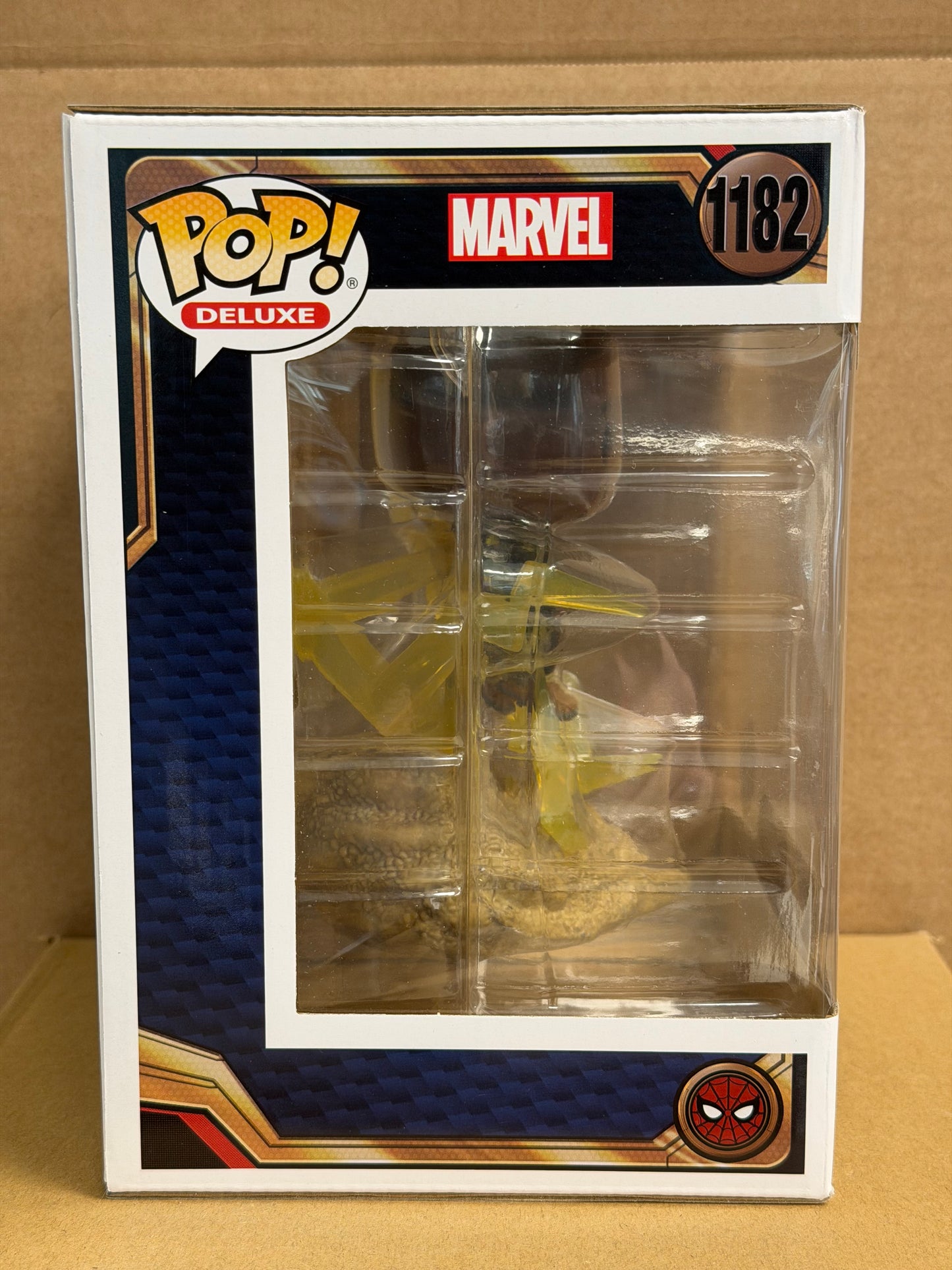 Funko Pop! Deluxe Marvel Electro #1182 Special Edition Free Protector