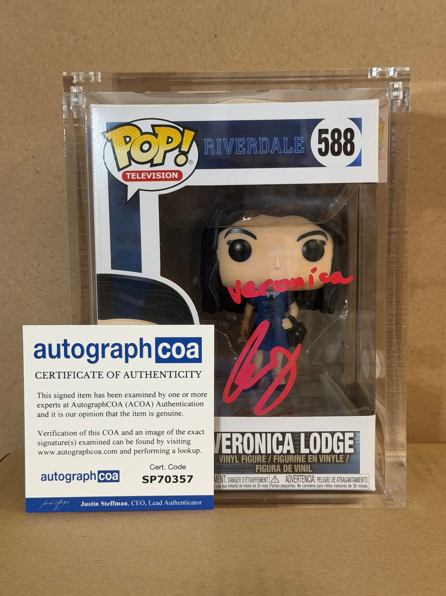 Funko Pop! Television Riverdale Veronica Lodge Signed Camilla Mendez COA #588