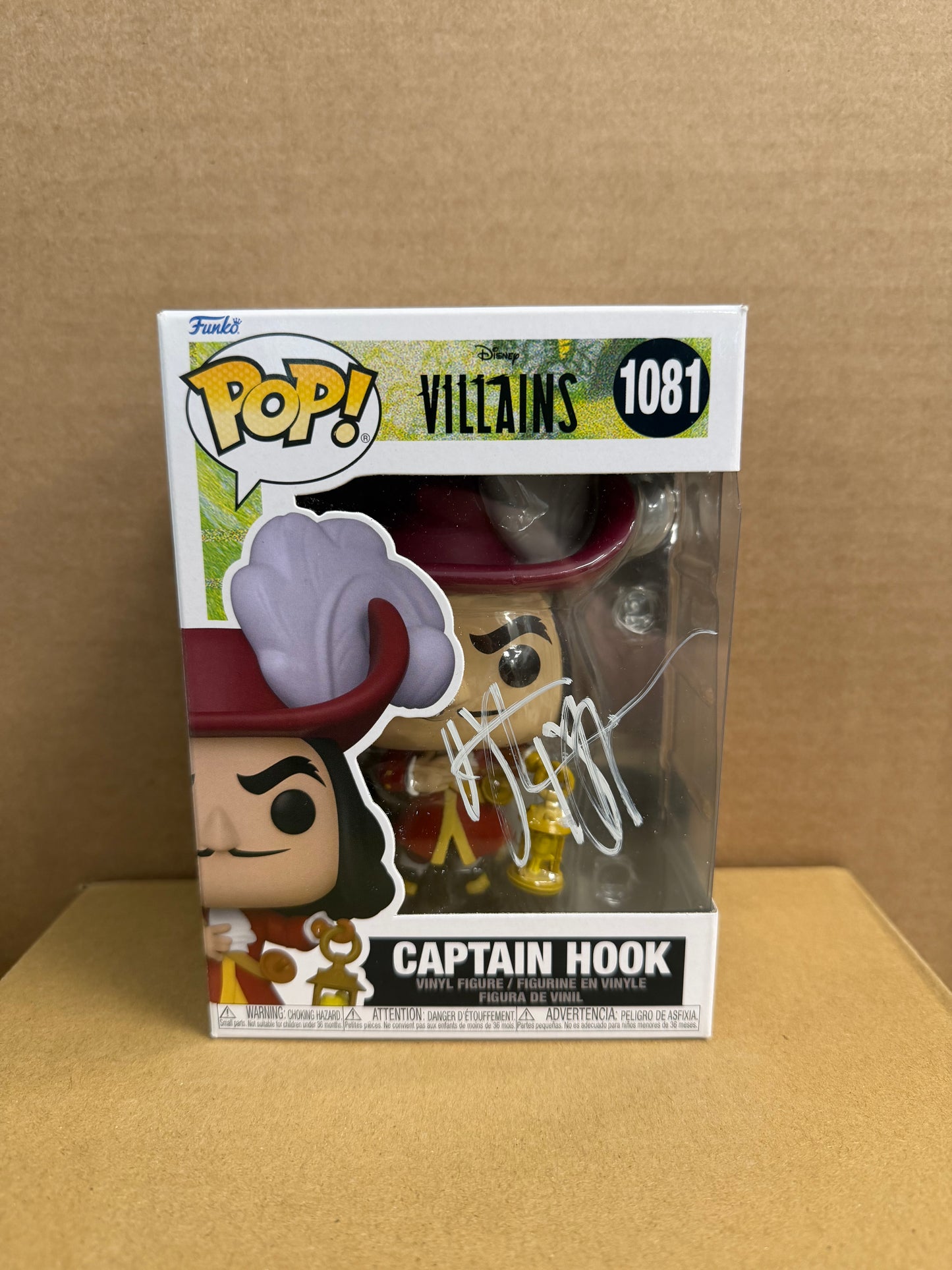 Funko Pop! Disney Villains Peter Pan Captain Hook Signed Dustin Hoffman #1081 WS