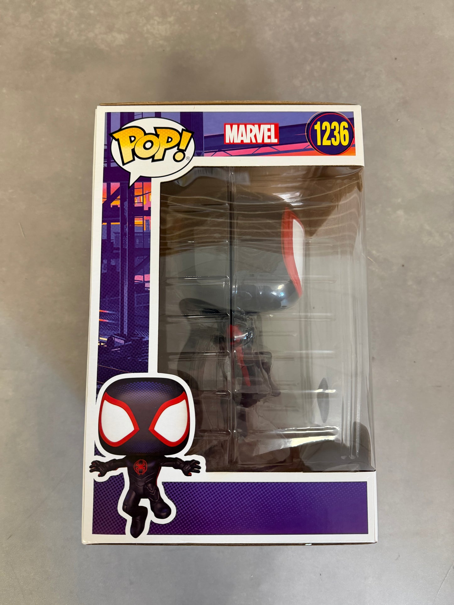 Funko Pop! Jumbo 10” Marvel Spider-Man #1236 Special Edition