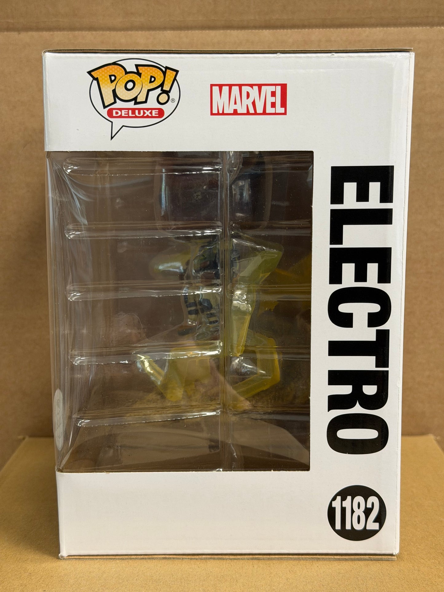 Funko Pop! Deluxe Marvel Electro #1182 Special Edition Free Protector