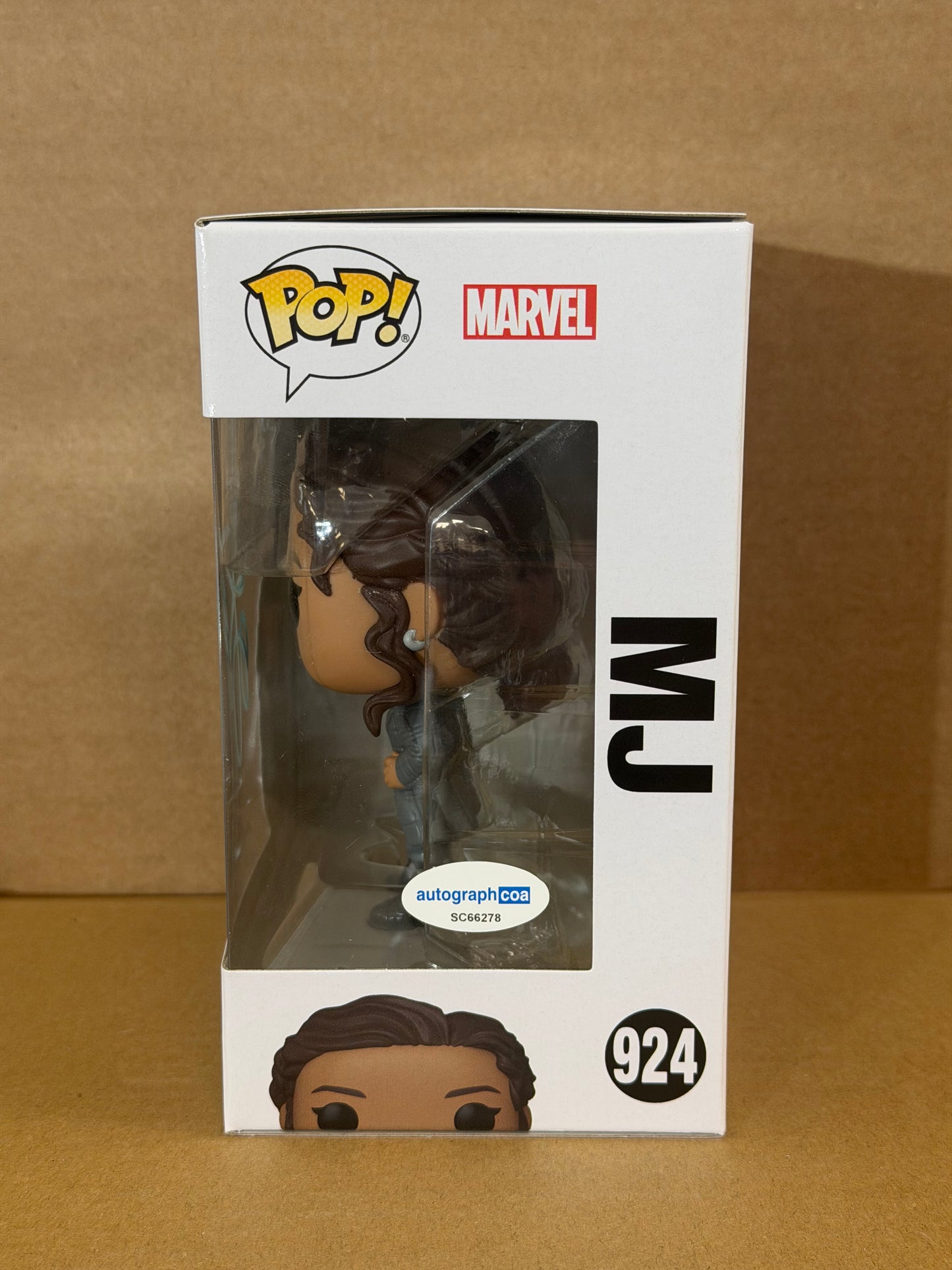 Funko Pop! Marvel Spider-Man No Way Home MJ Signed Zendaya COA #924