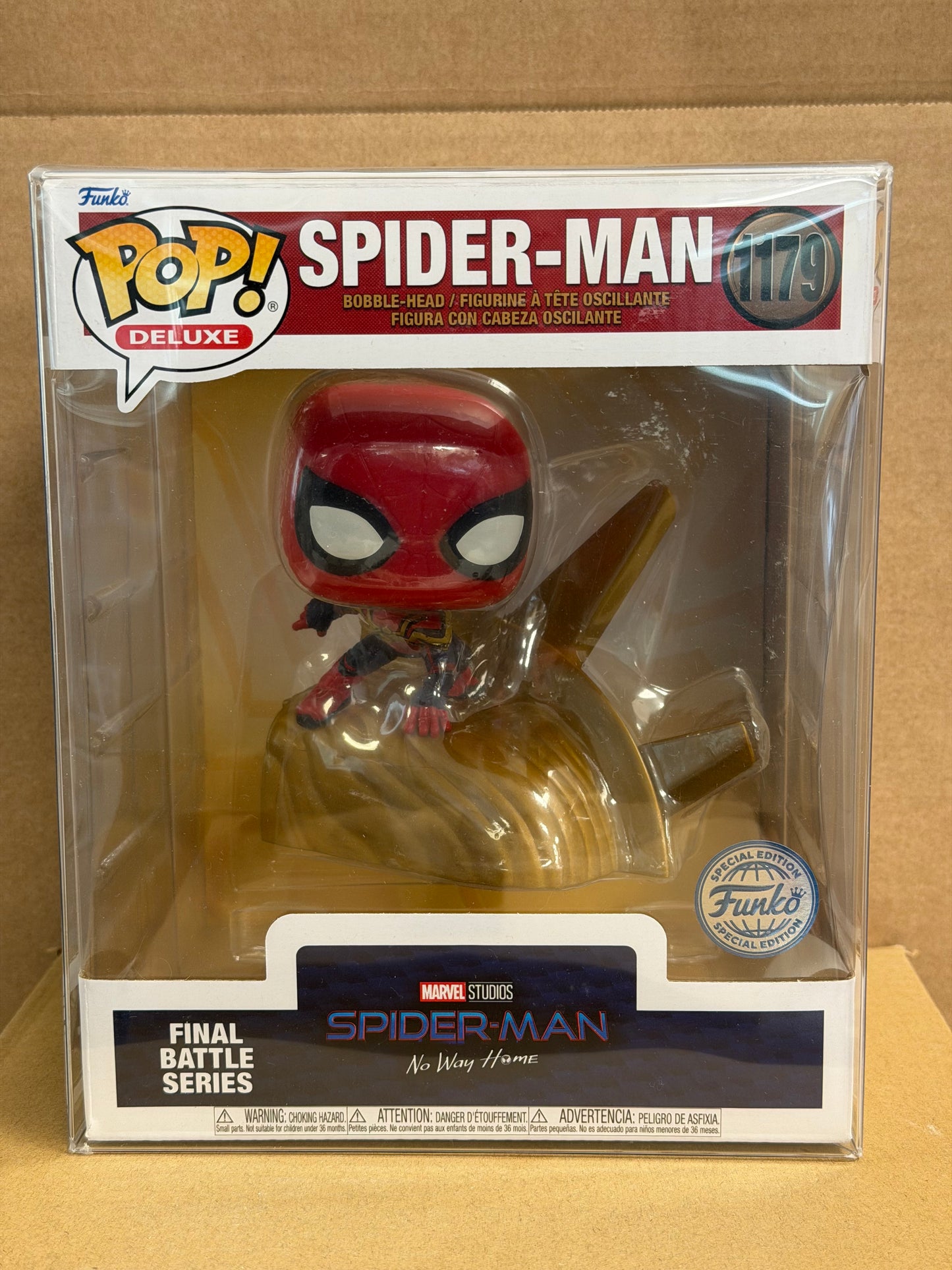 Funko Pop! Marvel Spider-Man #1179 Special Edition + Protector