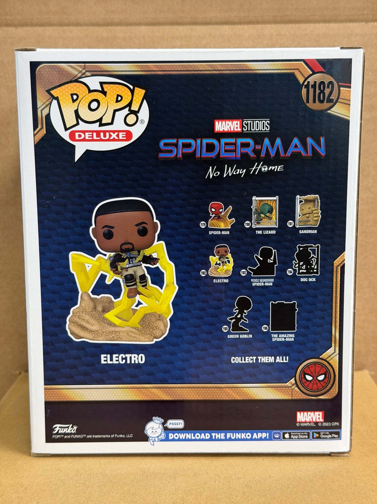 Funko Pop! Deluxe Marvel Electro #1182 Special Edition Free Protector