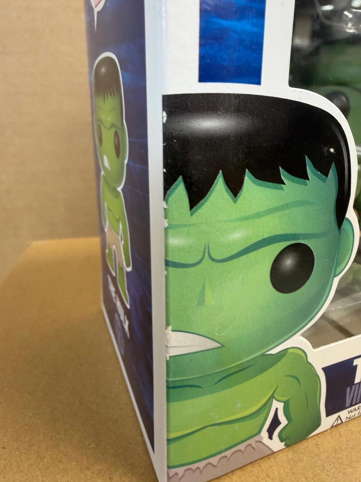 Funko Pop! Marvel Avengers The Hulk Vinyl Bobble-Head Figure #13 Free Mag Stack